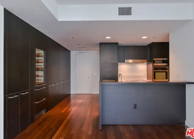 Property at 6250 Hollywood Blvd Unit 9H, Los Angeles, CA, 90028, 1 bed, 1.5 baths, [object Object]