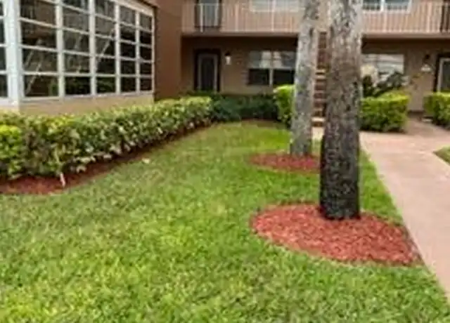 Property at 247 Burgundy F, Delray Beach, FL, 33484, 2 beds, 2 baths, [object Object]