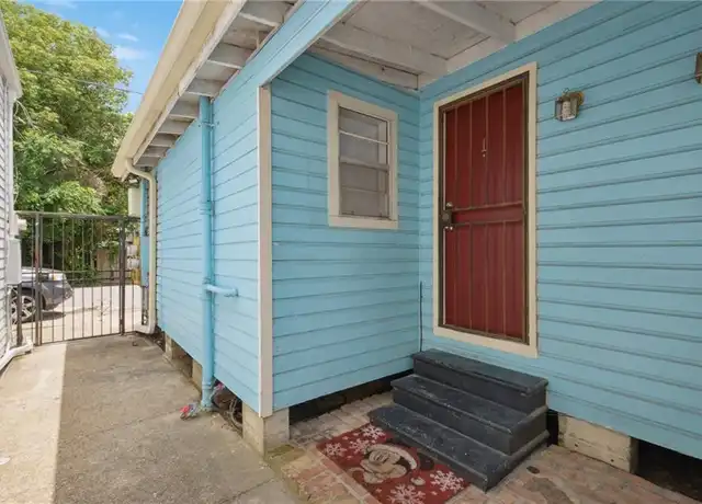 Property at 1124 Cherokee St Unit 1, New Orleans, LA, 70118, 1 bed, 1 bath, [object Object]