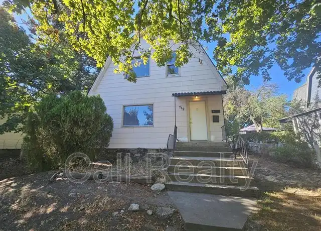 Property at 719 W Augusta Ave Unit 1, Spokane, WA, 99205, 2 beds, 1 bath, [object Object]