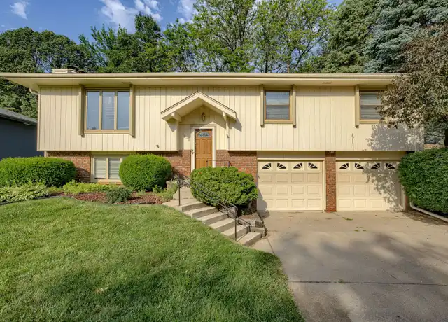 Property at 1430 N 146th Plz, Omaha, NE, 68154, 3 beds, 2 baths, [object Object]