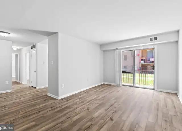 Property at 225 43rd Rd NE, Washington, DC, 20019, 3 beds, 2 baths, [object Object]