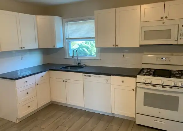 Property at 237 Rankin Ave, Cranford, NJ, 07016, 3 beds, 2 baths, [object Object]