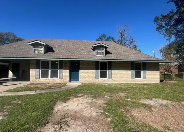 Property at 1951 Stafford Dr, Baton Rouge, LA, 70810, 4 beds, 2 baths, [object Object]