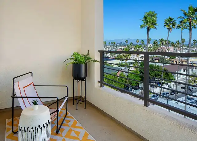 Property at Sawyer - 411 Normandie Ave, Los Angeles, CA, 90020, 2 beds, 2 baths, [object Object]