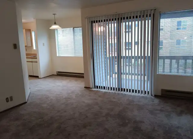 Property at 4055 9th Ave NE Unit 301, Seattle, WA, 98105, 2 beds, 1 bath, [object Object]