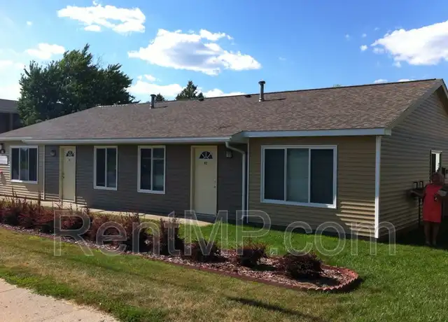 Property at 722 W Broomfield St Unit K01, Mt Pleasant, MI, 48858, 2 beds, 1 bath, [object Object]