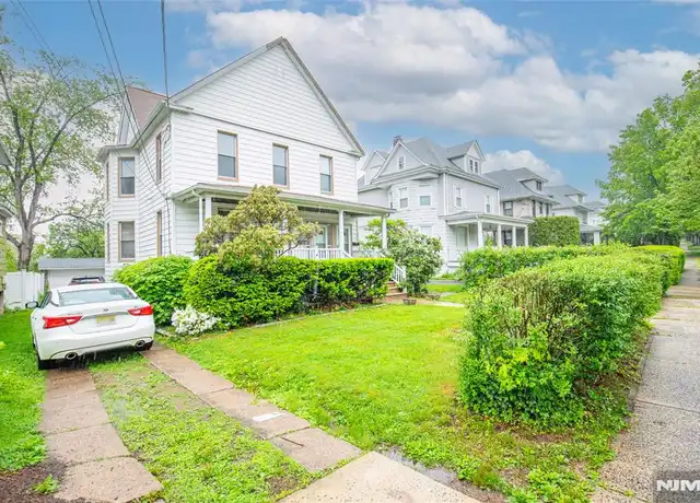 Property at 82 Bergen Ave Unit 1, Ridgefield Park, NJ, 07660, 2 beds, 1 bath, [object Object]