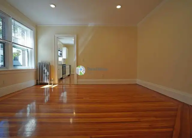 Property at 10 Beals St, Brookline, MA, 02446, 3 beds, 1 bath, [object Object]