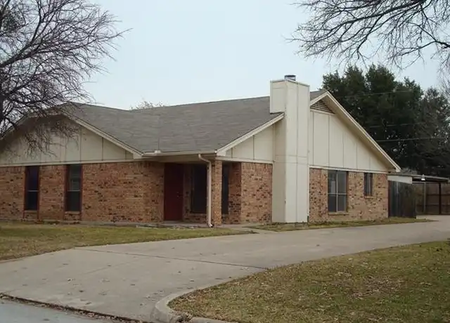 Property at 5708 Cancun Dr, North Richland Hills, TX, 76180, 2 beds, 2 baths, [object Object]
