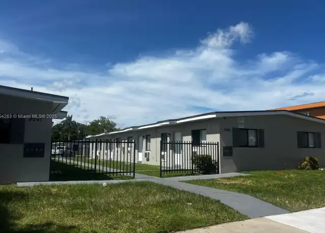 Property at 2090 NW 31st St Unit 2, Miami, FL, 33142, 2 beds, 1 bath, [object Object]