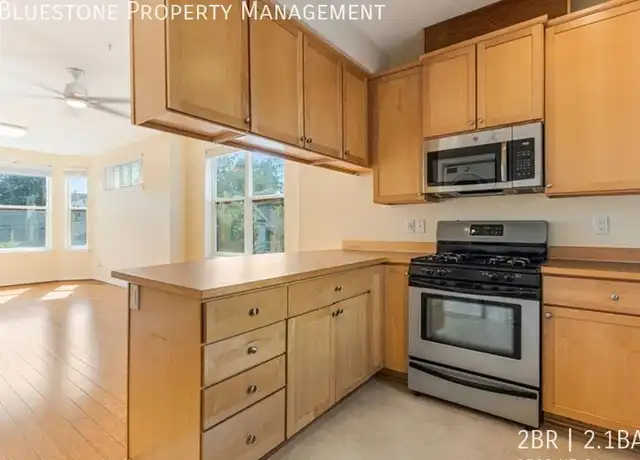 Property at 3523 NE Grand Ave, Portland, OR, 97212, 2 beds, 2.5 baths, [object Object]