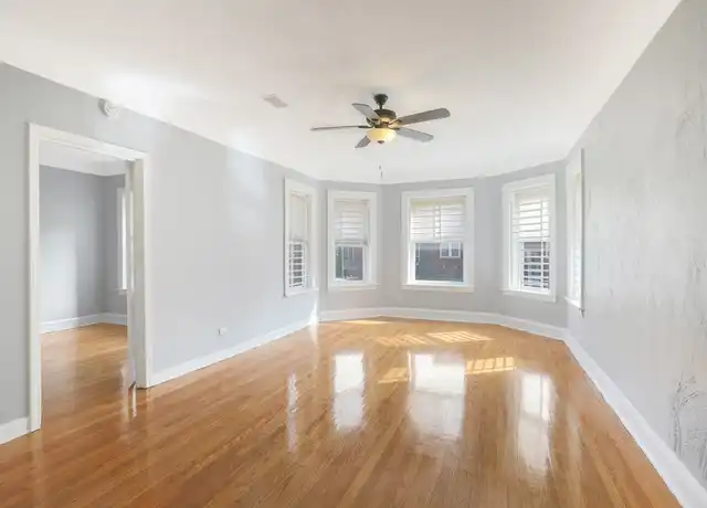 Property at 7658 S May St Unit 3, Chicago, IL, 60620, 3 beds, 1 bath, [object Object]