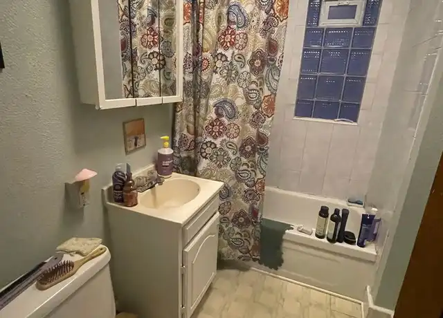 Property at 2524 N Weil St, Milwaukee, WI, 53212, 2 beds, 1 bath, [object Object]