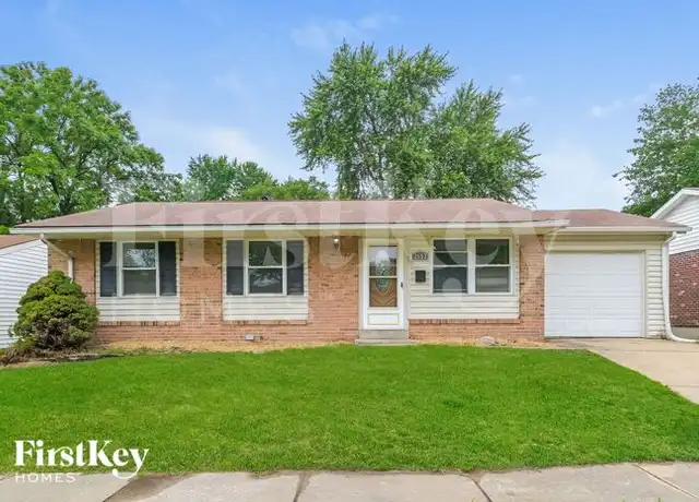 Property at 2152 Central Pkwy, Florissant, MO, 63031, 3 beds, 1 bath, [object Object]