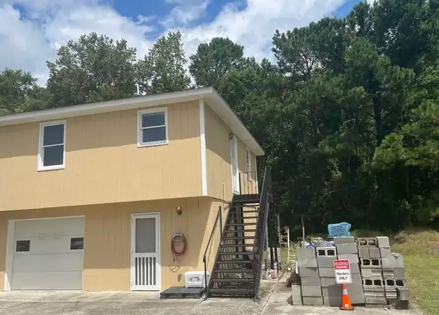 Property at 3560 N Highway 17, Mount Pleasant, SC, 29466, 2 beds, 1 bath, [object Object]