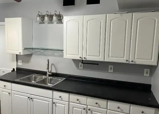 Property at 2730 Ridgeland Ave, Berwyn, IL, 60402, 2 beds, 1 bath, [object Object]