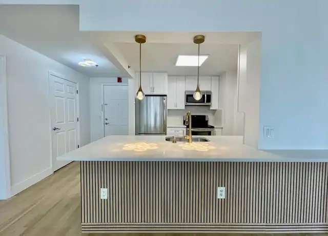 Property at 2101 City Pl Unit 2101, Edgewater, NJ, 07020, 2 beds, 2 baths, [object Object]