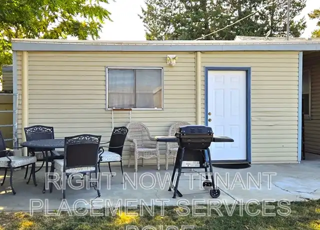 Property at 15822 Riverside Rd, Caldwell, ID, 83607, 1 bed, 1 bath, [object Object]