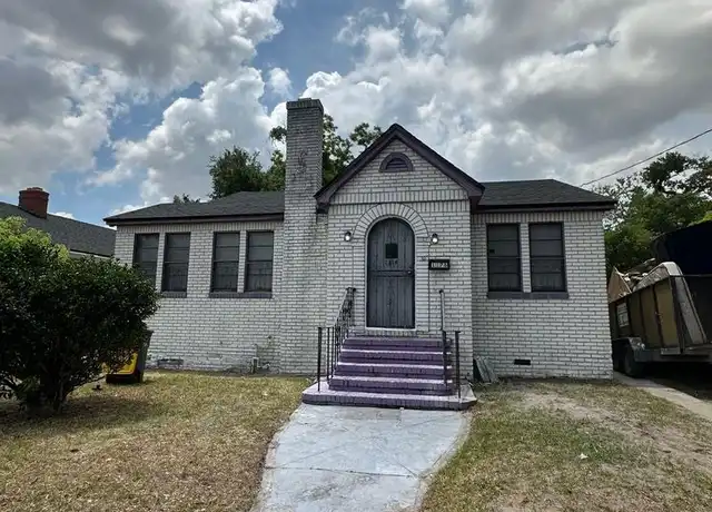 Property at 1178 W 10th St, Jacksonville, FL, 32209, 3 beds, 2 baths, [object Object]