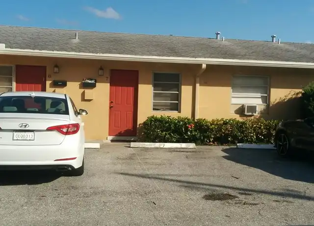 Property at 330 Southwind Dr #8, North Palm Beach, FL, 33408, 3 beds, 2 baths, [object Object]