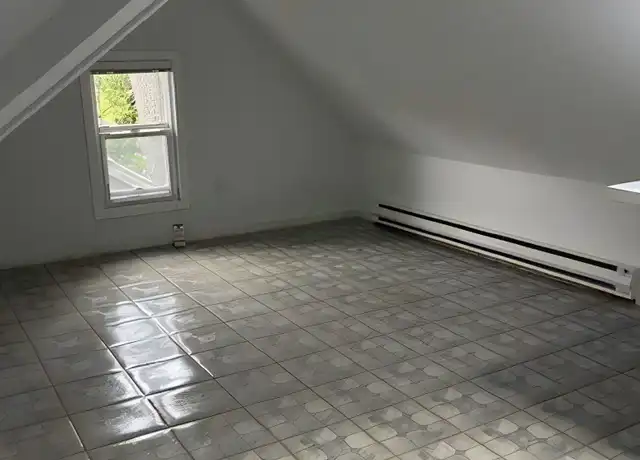 Property at 13 Simons Ave Unit 3, Waterbury, CT, 06706, 1 bed, 1 bath, [object Object]