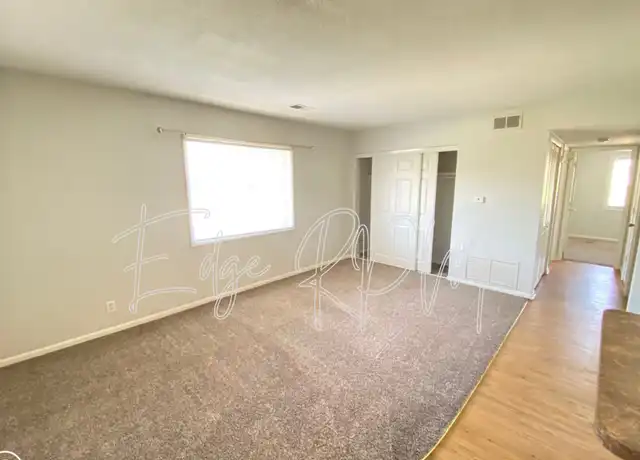 Property at 1115 Doreen Ave Unit 1120-7, Waterloo, IA, 50701, 2 beds, 1 bath, [object Object]