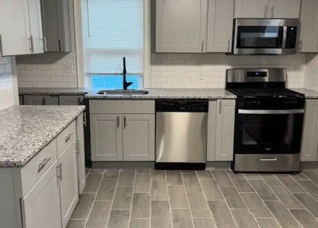 Property at 52 Vernon St Unit 2, Providence, RI, 02903, 4 beds, 2 baths, [object Object]