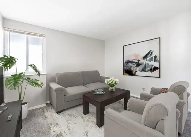 Property at Clear Stone Place - 5020 Chatterton Rd, Columbus, OH, 43232, 1-2 bed, 1 bath, [object Object]