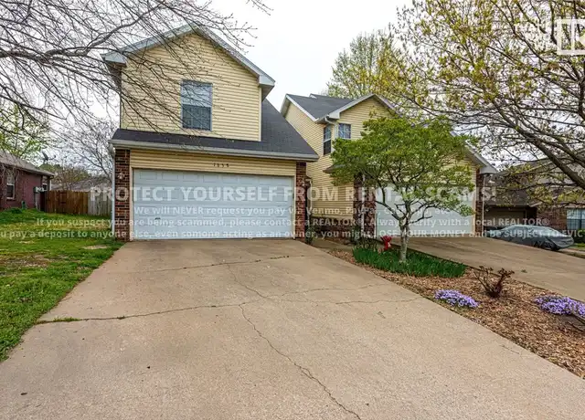 Property at 1658 N Saddlehorn Ave, Fayetteville, AR, 72703, 3 beds, 2.5 baths, [object Object]