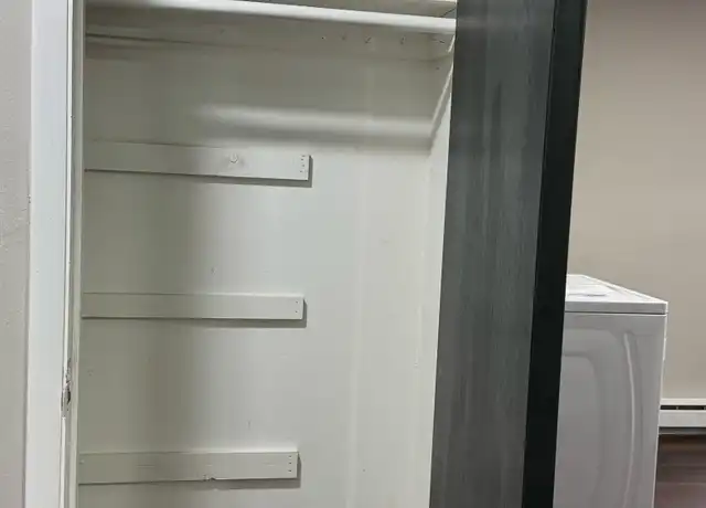 Property at 969 Fife Ave Unit 5, Wilmington, OH, 45177, 2 beds, 1 bath, [object Object]