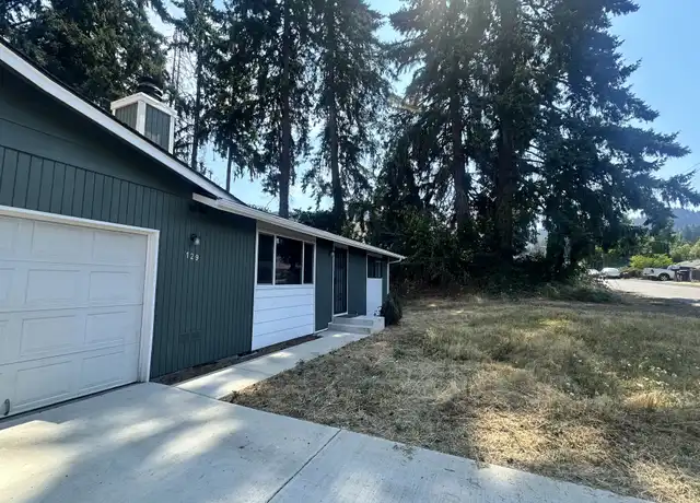 Property at 129 S 70th St, Springfield, OR, 97478, 2 beds, 1 bath, [object Object]