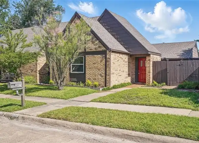 Property at 2813 Prescott Dr, Carrollton, TX, 75006, 3 beds, 2 baths, [object Object]