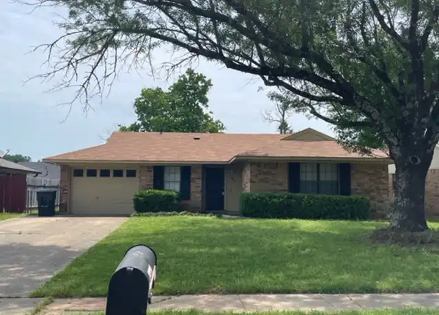 Property at 2426 Brookhaven Dr, Bossier City, LA, 71111, 3 beds, 2.5 baths, [object Object]