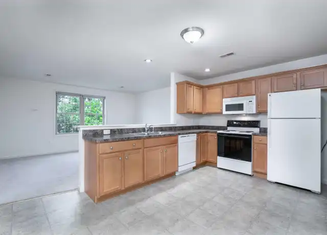 Property at 196 Hampden Dr Unit 196, Mountville, PA, 17554, 2 beds, 2 baths, [object Object]