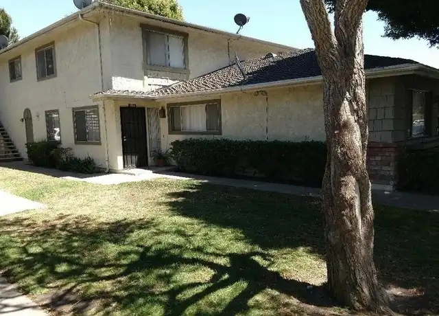Property at 2614 Yardarm Ave, Port Hueneme, CA, 93041, 2 beds, 1 bath, [object Object]