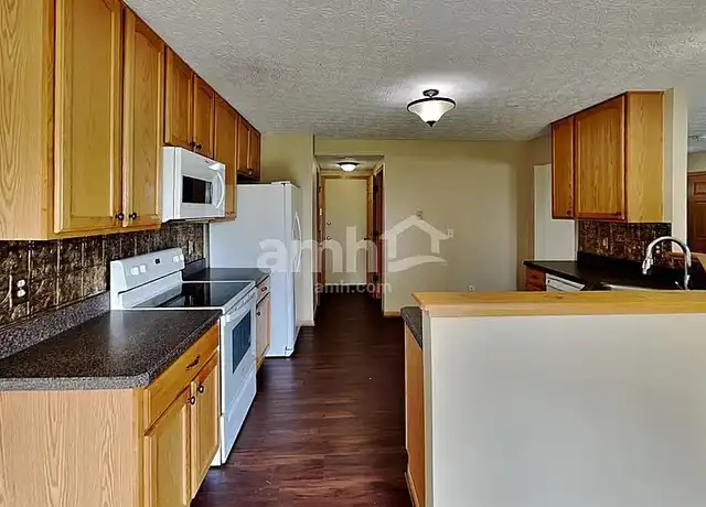 Property at 2155 Ripple Rd, Hilliard, OH, 43026, 3 beds, 2.5 baths, [object Object]
