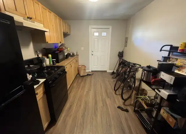 Property at 134 Pearl St Unit 2, Somerville, MA, 02145, 1 bed, 1 bath, [object Object]