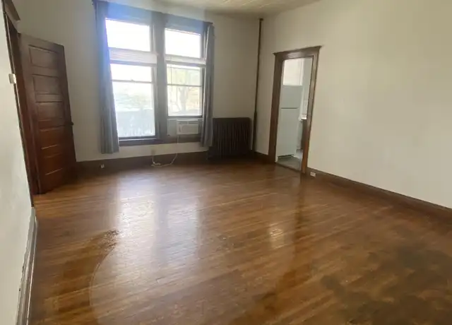 Property at 1112 S Fell Ave Unit AVENUE1N, Normal, IL, 61761, 1 bed, 1 bath, [object Object]