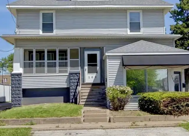 Property at 109 2nd Ave W, Milan, IL, 61264, 2 beds, 1 bath, [object Object]
