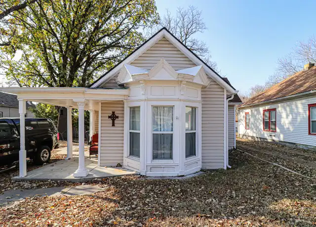 Property at 311 Harrison St, Newton, KS, 67114, 2 beds, 1 bath, [object Object]