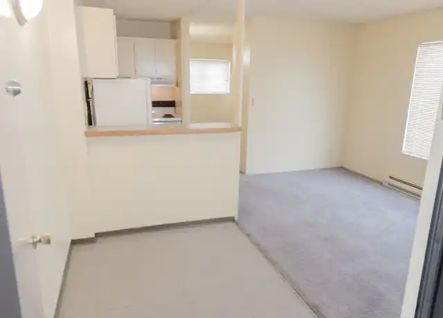 Property at 4131 11th Ave NE Unit 308, Seattle, WA, 98105, 0 beds, 1 bath, [object Object]
