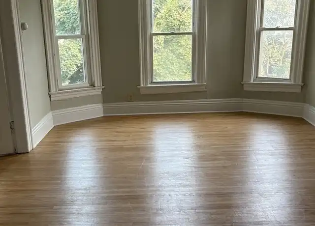 Property at 411 W Ferry St Unit 3 (Upper Front), Buffalo, NY, 14213, 2 beds, 1 bath, [object Object]