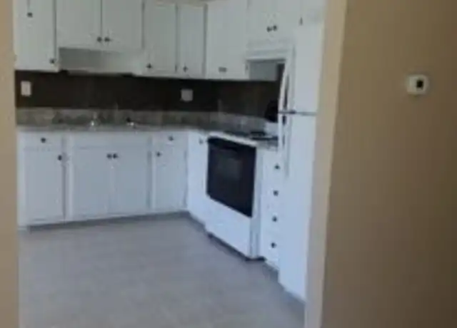 Property at 480 South St, Lockport, NY, 14094, 1 bed, 1 bath, [object Object]