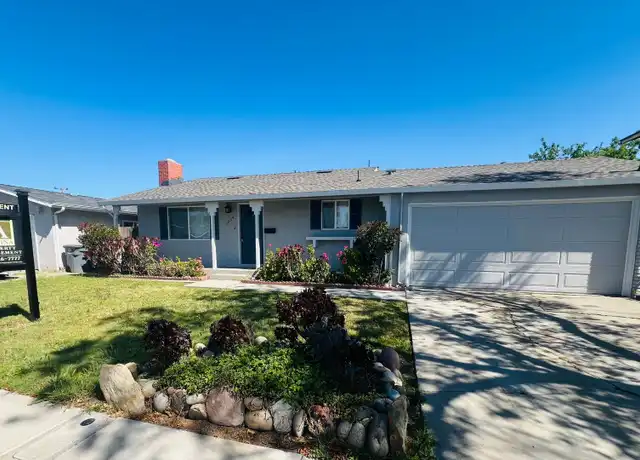 Property at 1334 Robin St, Los Banos, CA, 93635, 4 beds, 2 baths, [object Object]