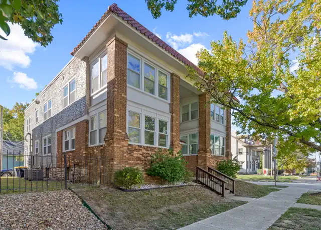 Property at 1819 W 41st St Unit 1W, Kansas City, MO, 64111, 2 beds, 1 bath, [object Object]
