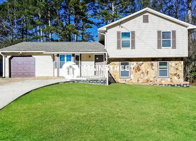 Property at 1885 Hemming Way, Lithonia, GA, 30058, 3 beds, 3 baths, [object Object]