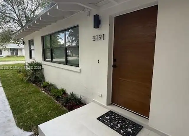 Property at 5191 SW 67th Ave, Miami, FL, 33155, 3 beds, 2 baths, [object Object]