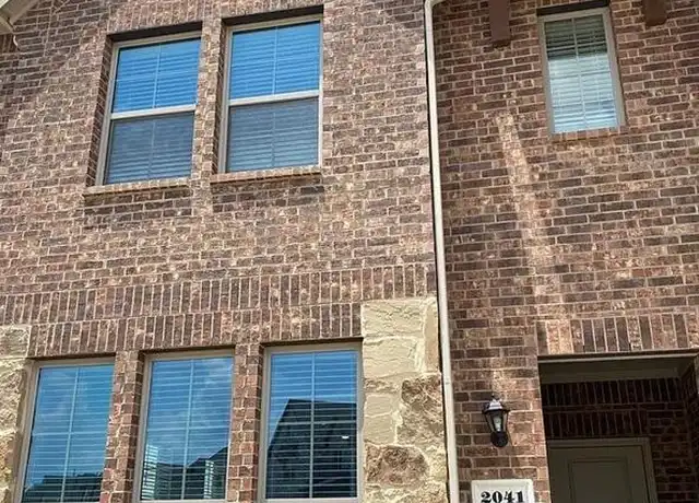 Property at 2041 Crooked Bow Dr, Mesquite, TX, 75149, 3 beds, 2.5 baths, [object Object]