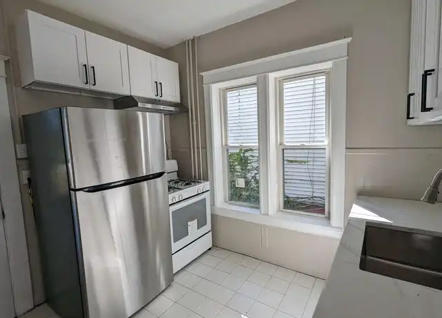 Property at 65 Academy St Unit 3, Poughkeepsie, NY, 12601, 3 beds, 1 bath, [object Object]
